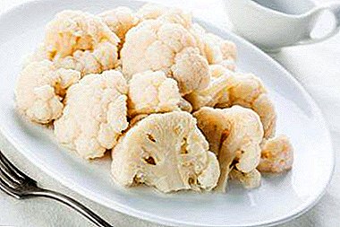 Delicious and healthy cauliflower steamed. Several cooking options